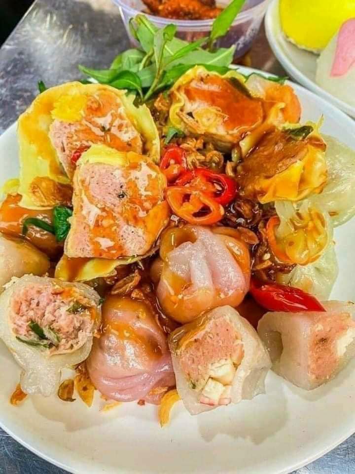 Hoa Long Restaurant - Nguyễn Quyền