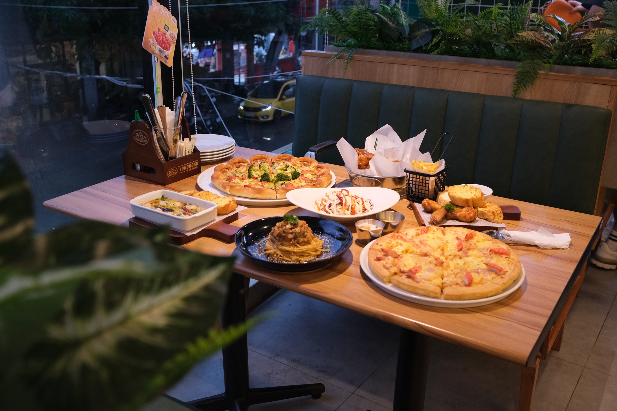 The Pizza Company - Linh Đàm