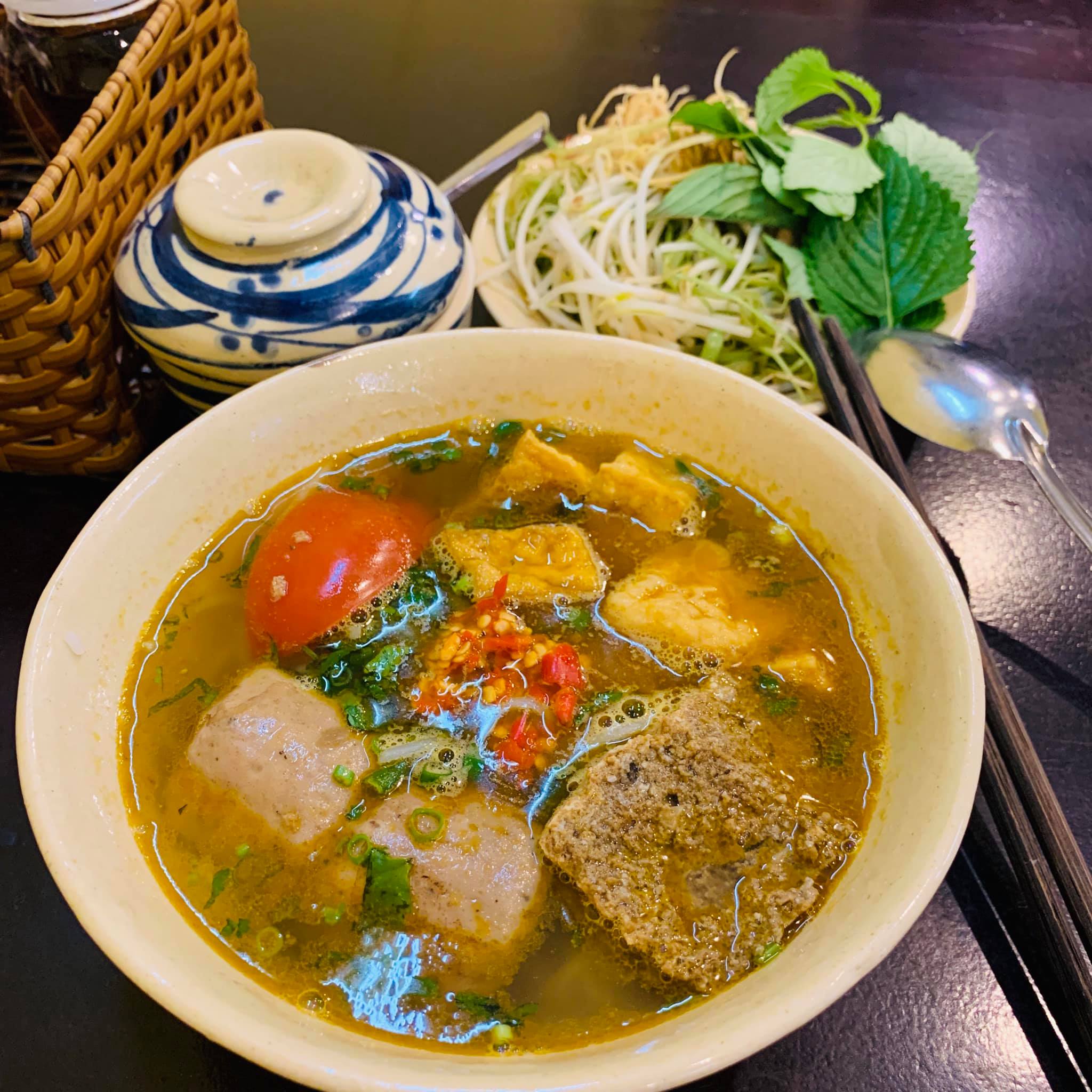 Phương Lâm Quán - Bún Riêu & Canh Bún - Đặng Văn Ngữ