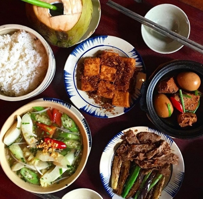 Cơm Mẹ Nấu - Nguyễn Văn Cừ