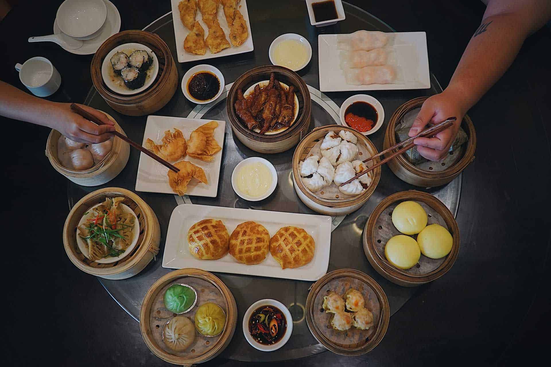 Hoa Long Restaurant - Nguyễn Quyền