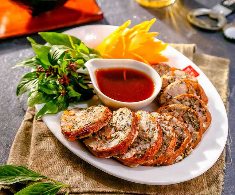 Family Chicken - Gà Rán - Chùa Quỳnh