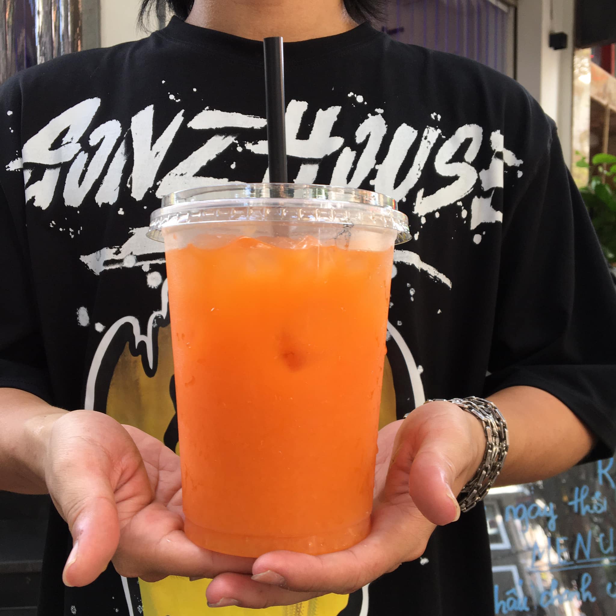 Fin Cafe - Cà Phê - Nguyên Hồng