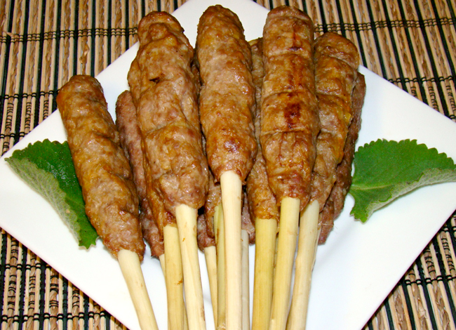 Minh Đức - Nem Nướng Nha Trang - Trần Bình