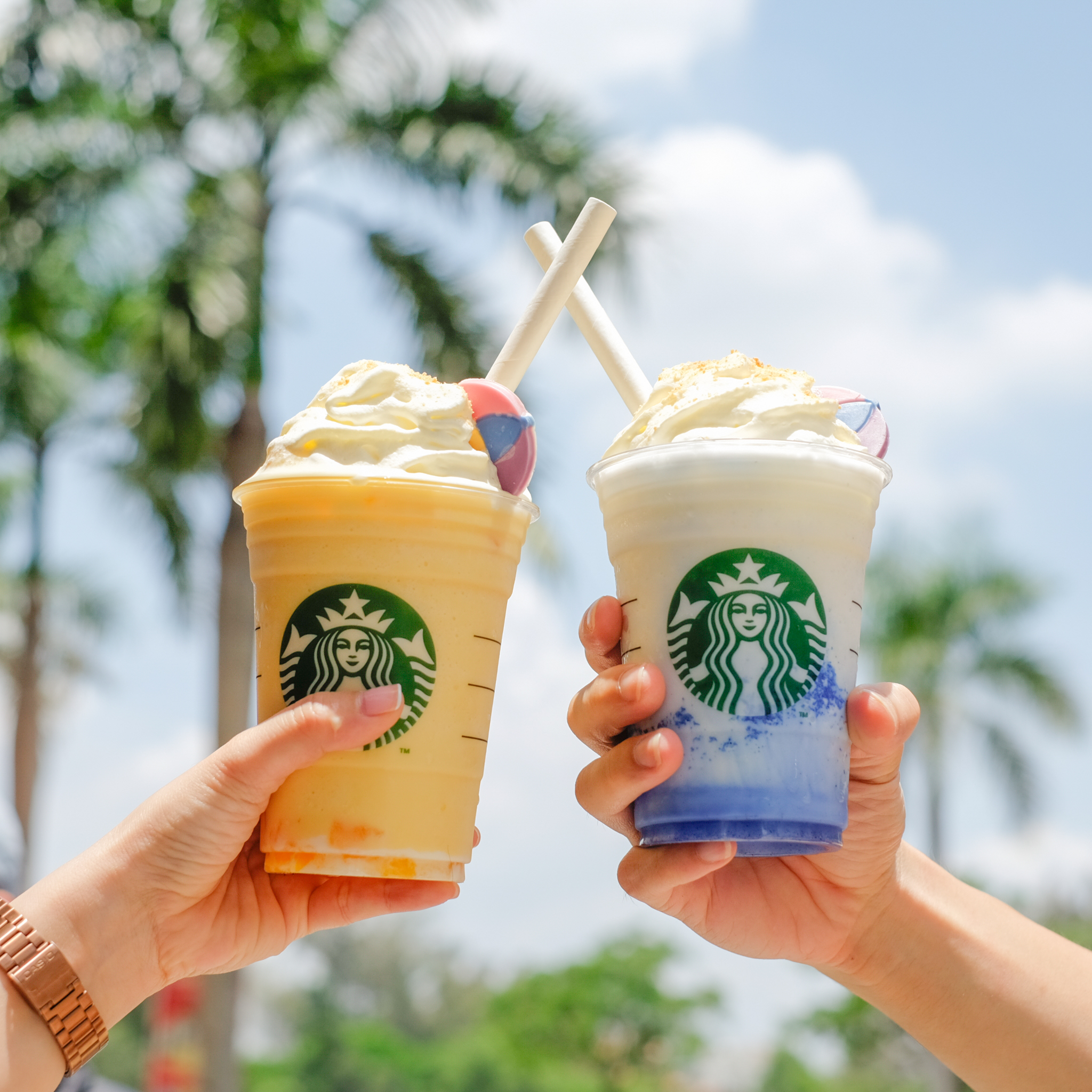 Starbucks - Duy Tân