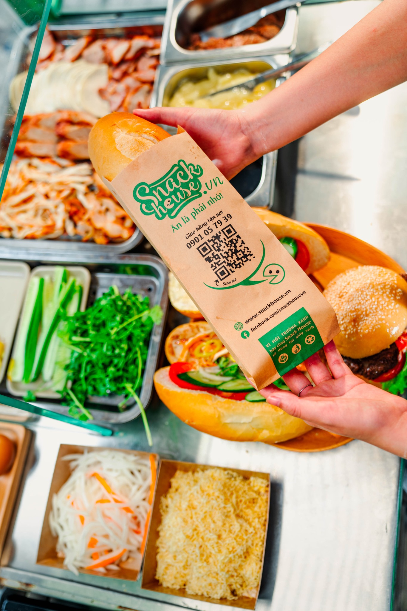 Bánh Mì Snack House - Nguyễn Cửu Vân