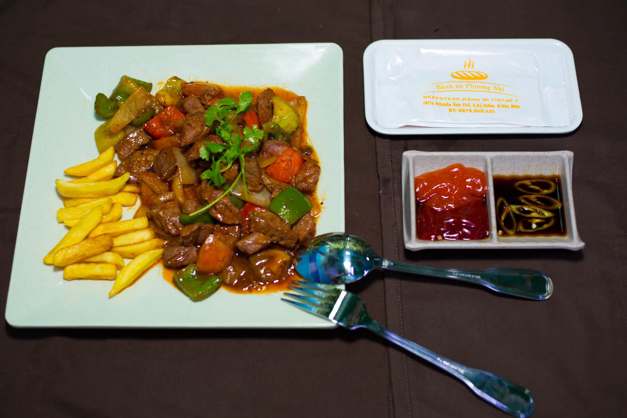 Bánh Mì Phương Nhi - Nguyễn Ảnh Thủ