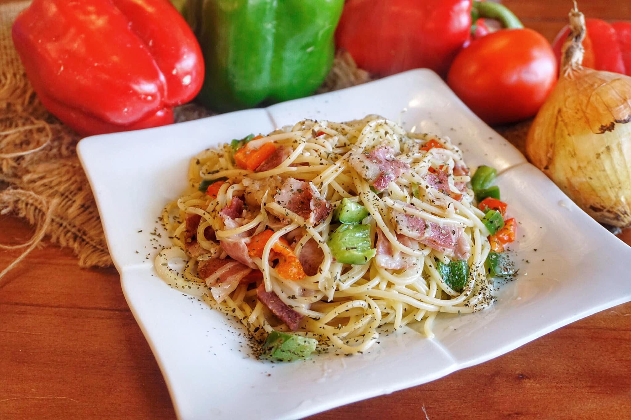 Pizza Family - Cô Giang