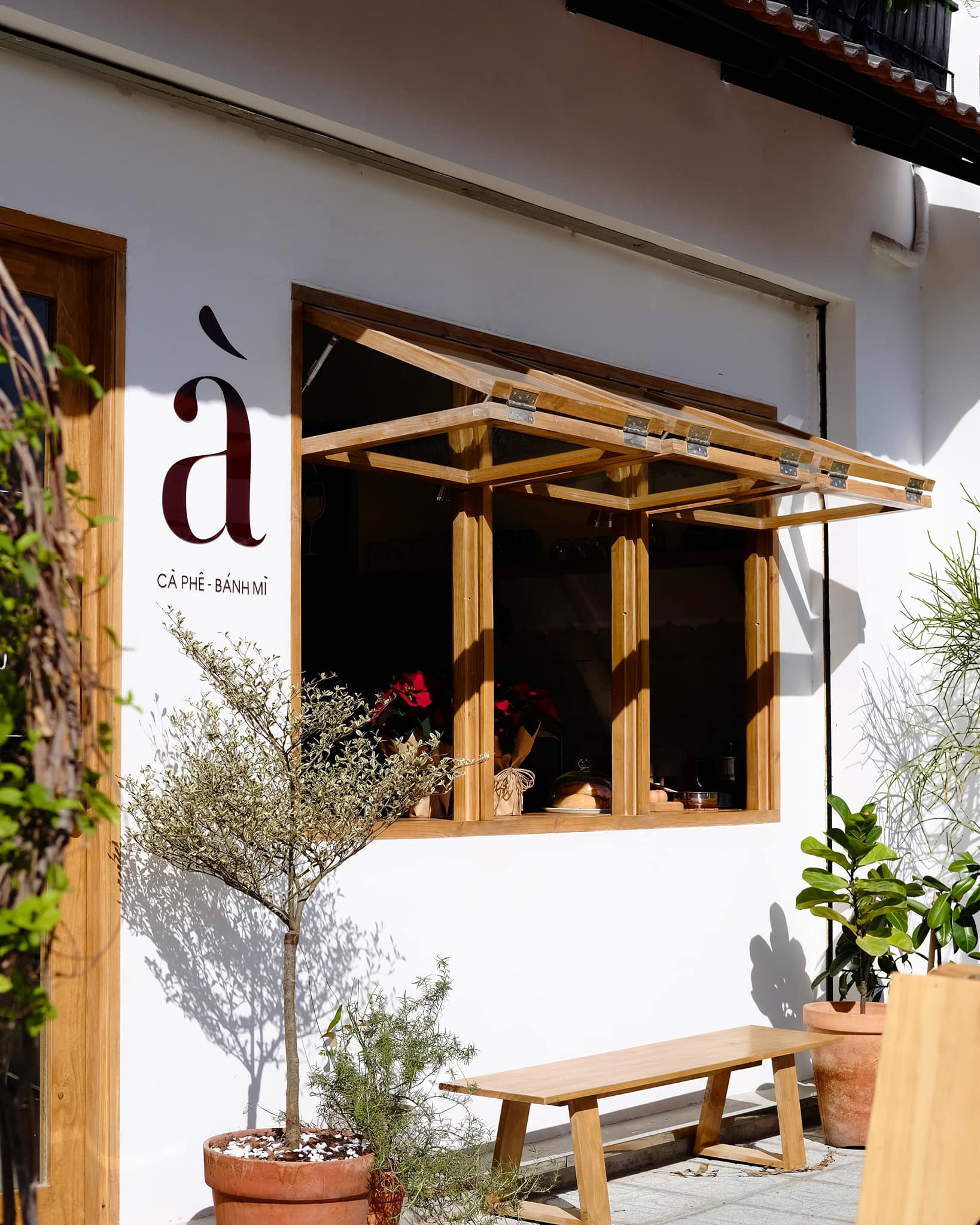 À Cà Phê - Phạm Huy Thông