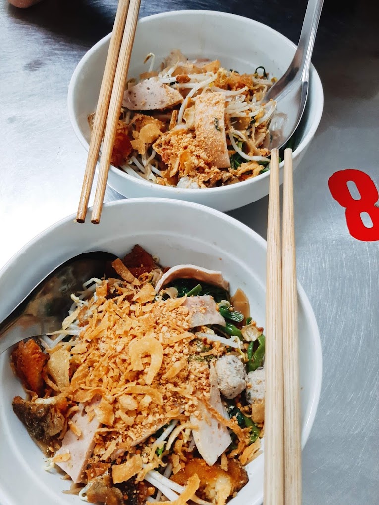 Cô Huệ - Bánh Đa Cua Đồng - Chùa Láng