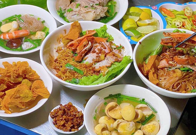 Tiệm Ăn Lại Ký Mì Gia - Hòa Hảo