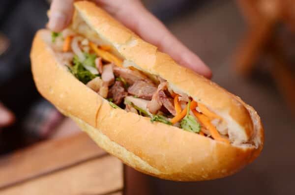 Bánh Mì - Bánh Cuốn Bình Định - Phạm Văn Đồng