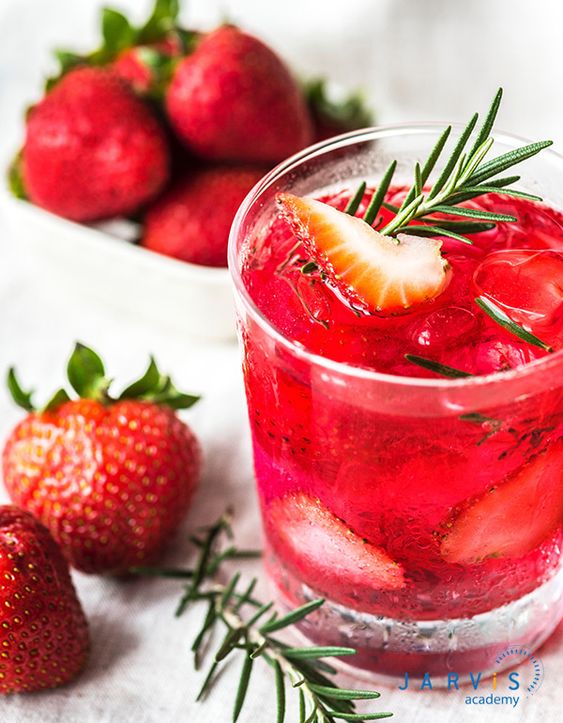 Miss Jumbo - Tiệm Trà Dâu - Nguyễn Phúc Nguyên