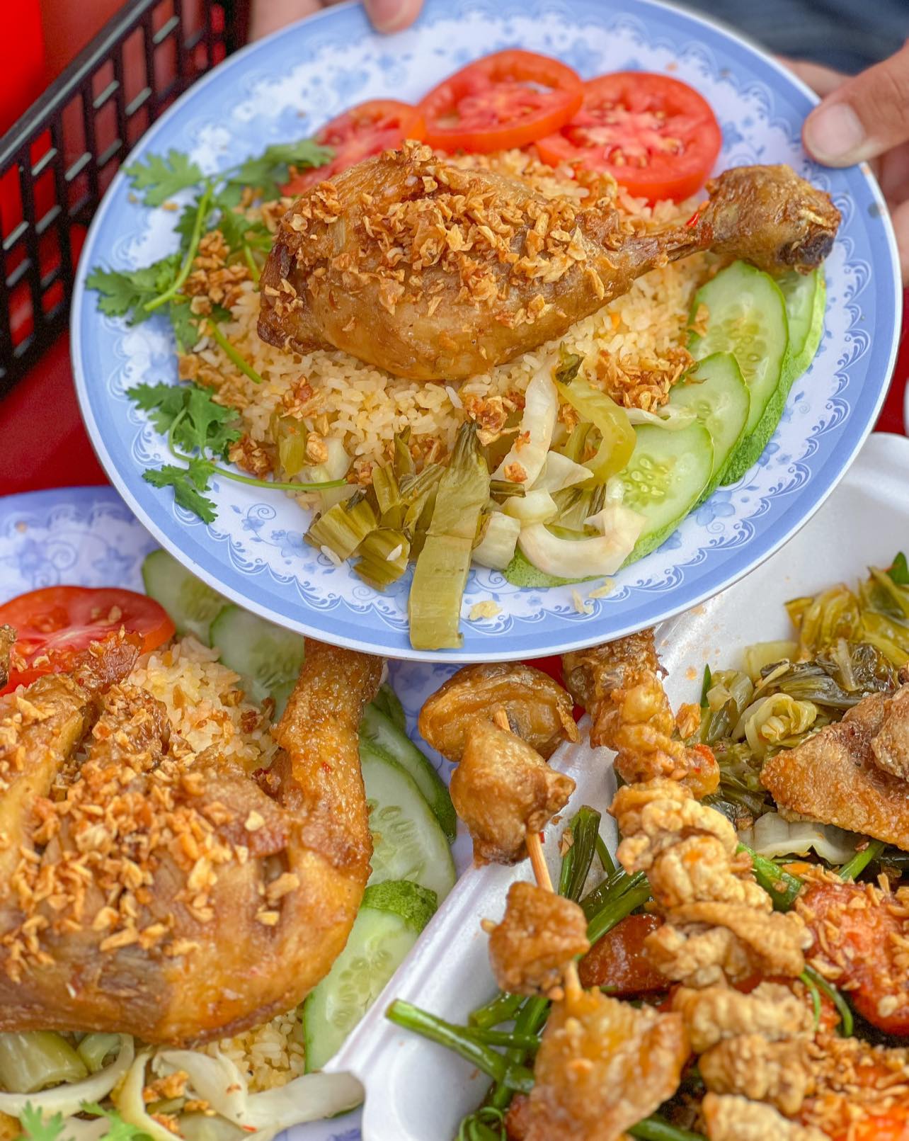 Cơm Gà Xối Mỡ Vina Chicken - Bông Sao