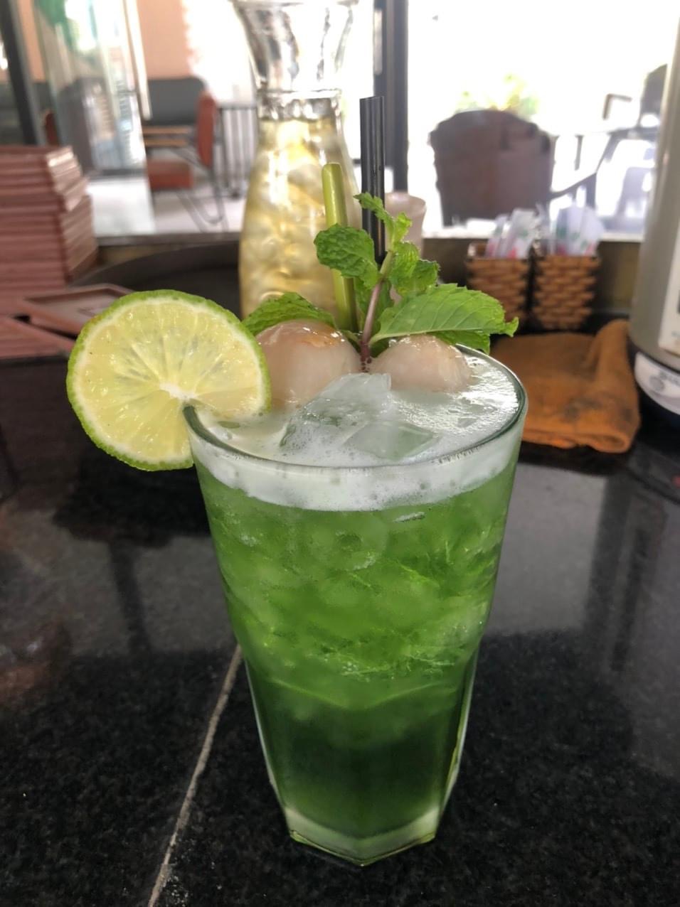 May Coffee & Tea - Phú Thượng