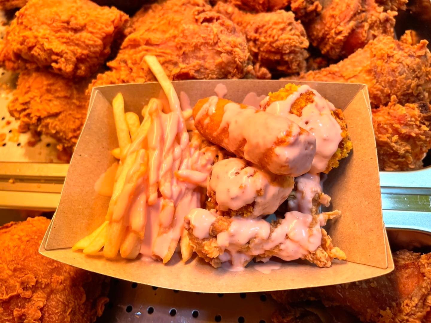 Family Chicken - Gà Rán - Chùa Quỳnh