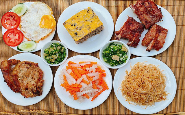 Cơm Tấm Cô Hoa - Ngô Quyền