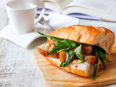 Bánh Mì Hồng Hoa - Nguyễn Trọng Tuyển