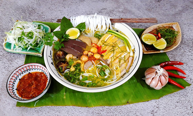 Phở Anh Vũ - Bác Ái