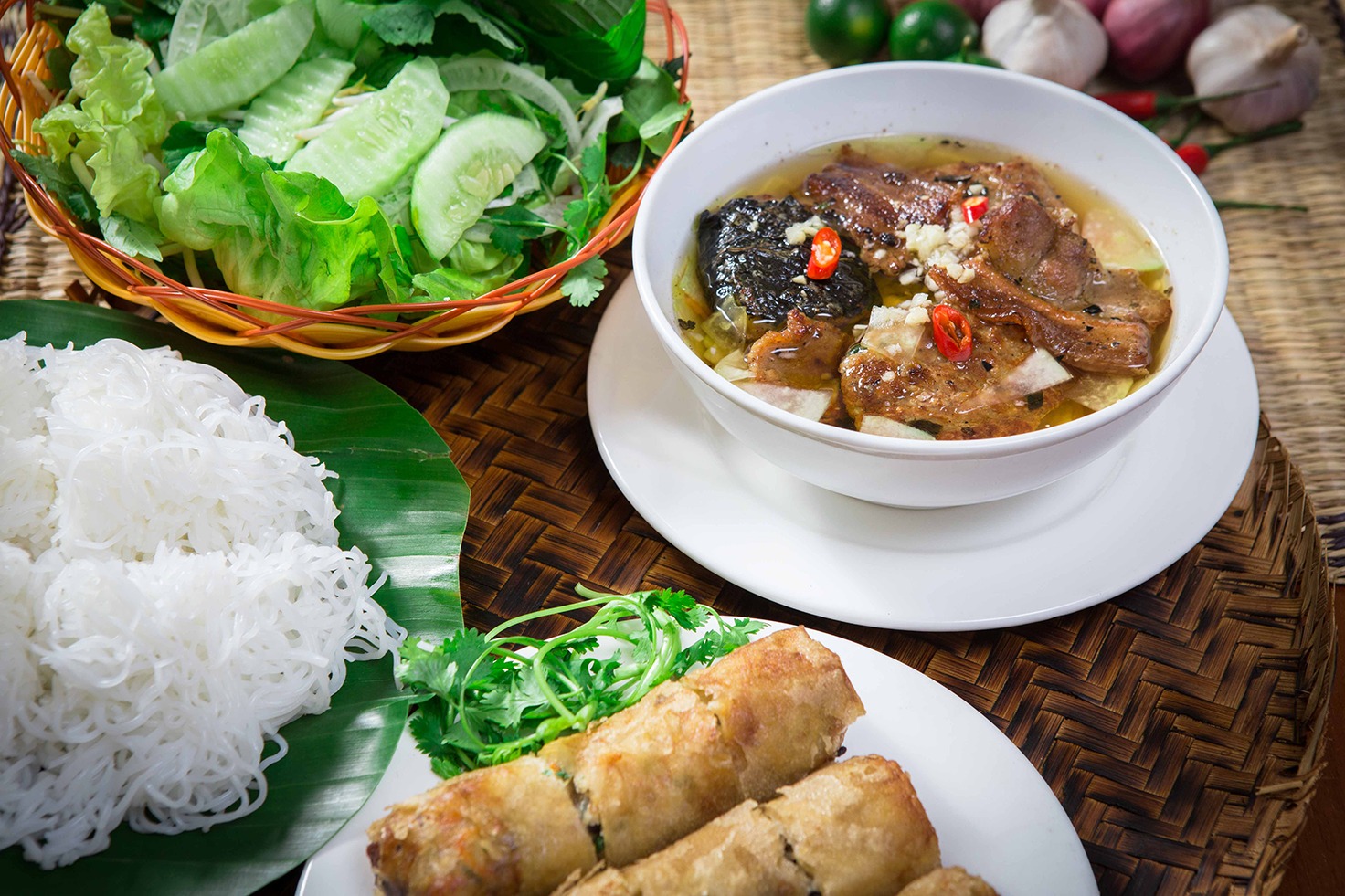 Hưng Hiền - Bún Chả & Bún Đậu Mắm Tôm - Pháo Đài Láng