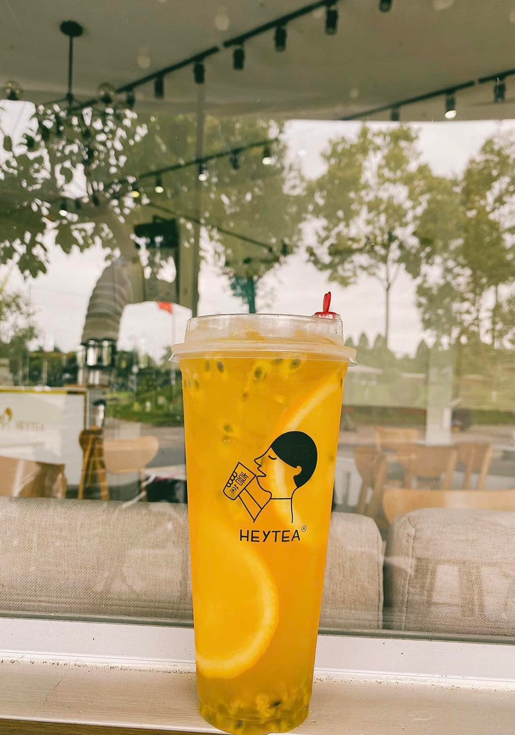 Trà Sữa HeyTea - Nguyễn Hoàng