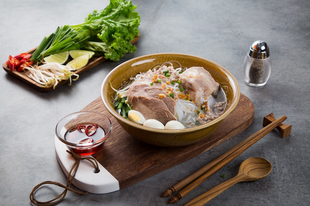Cô Sang - Hủ Tiếu Nam Vang - Giang Văn Minh