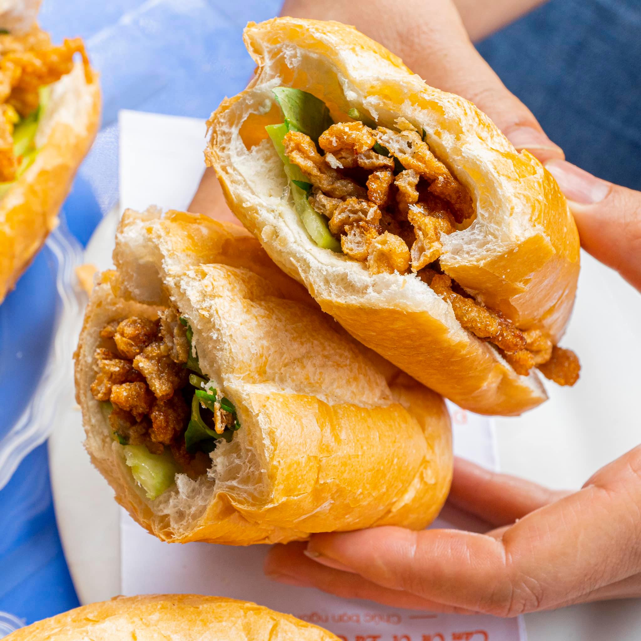 Bánh Mì Chả Cá Bé Út - Thanh Bình