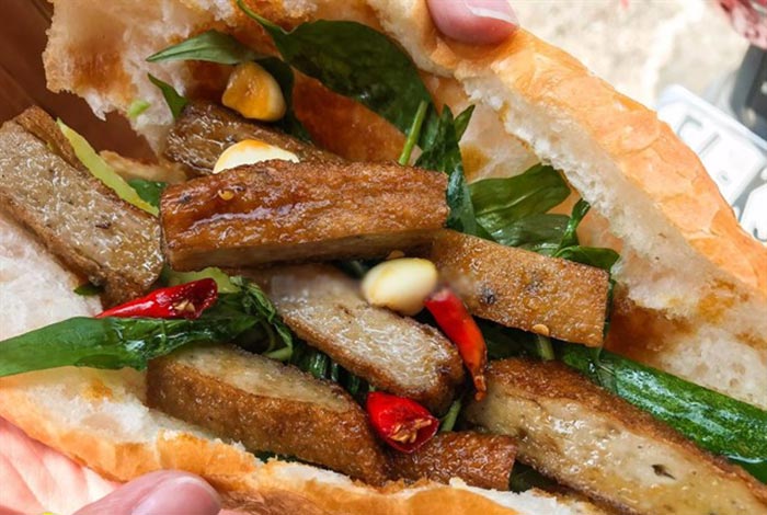 Bánh Mì Chả Cá - Trần Hưng Đạo