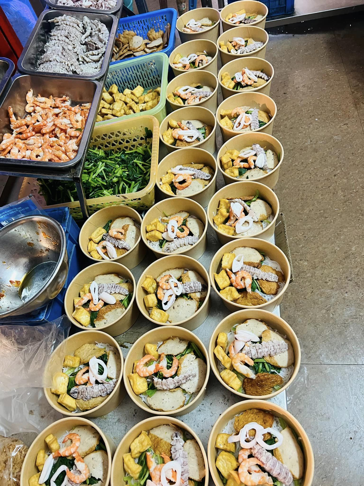 Vua Bún Hải Sản - Láng Hạ