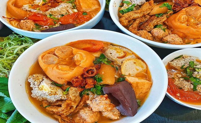 Mọt Quán - Bún Đậu Mắm Tôm & Bún Riêu Cua - Duy Tân