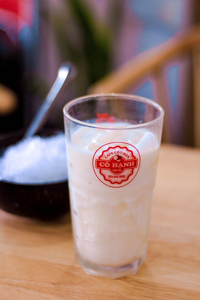 Cà Phê Cốt Dừa Cô Hạnh - Ao Sen