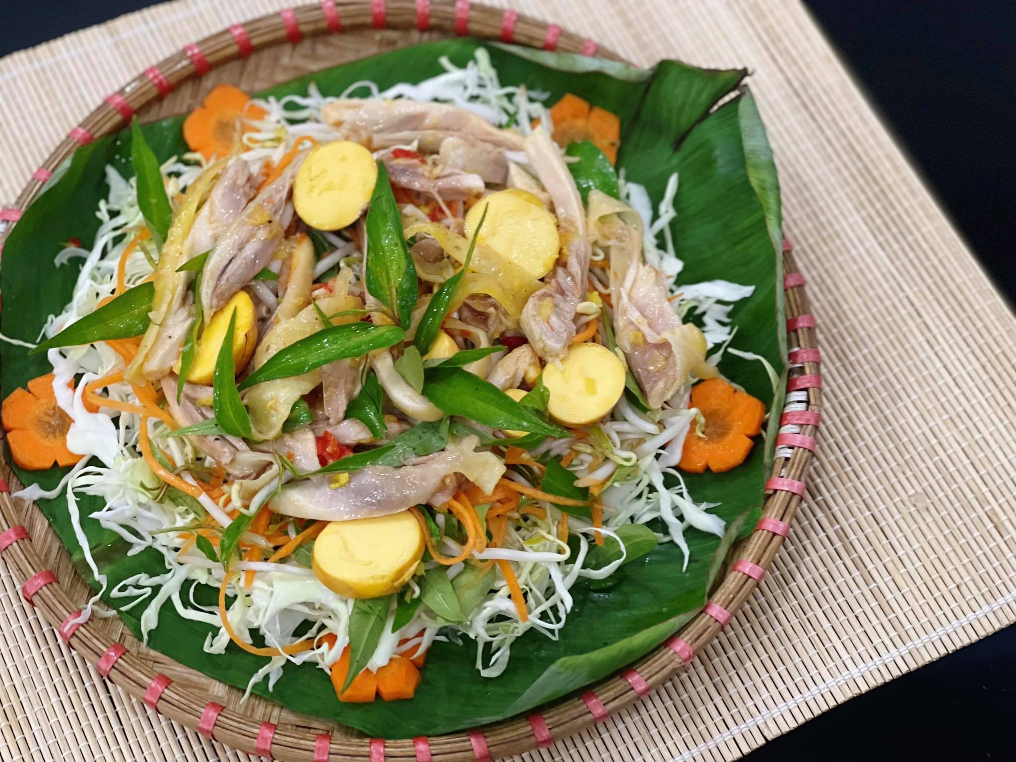 Gà Ta Vân Hương - Trần Phú