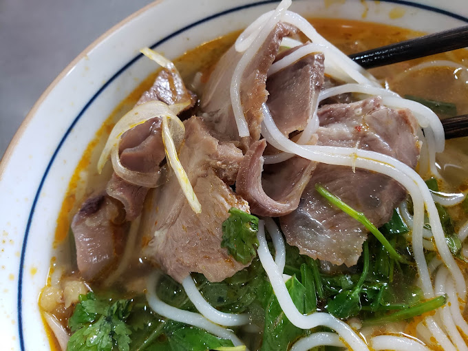 Bún Bò Bé Mai - Đống Đa