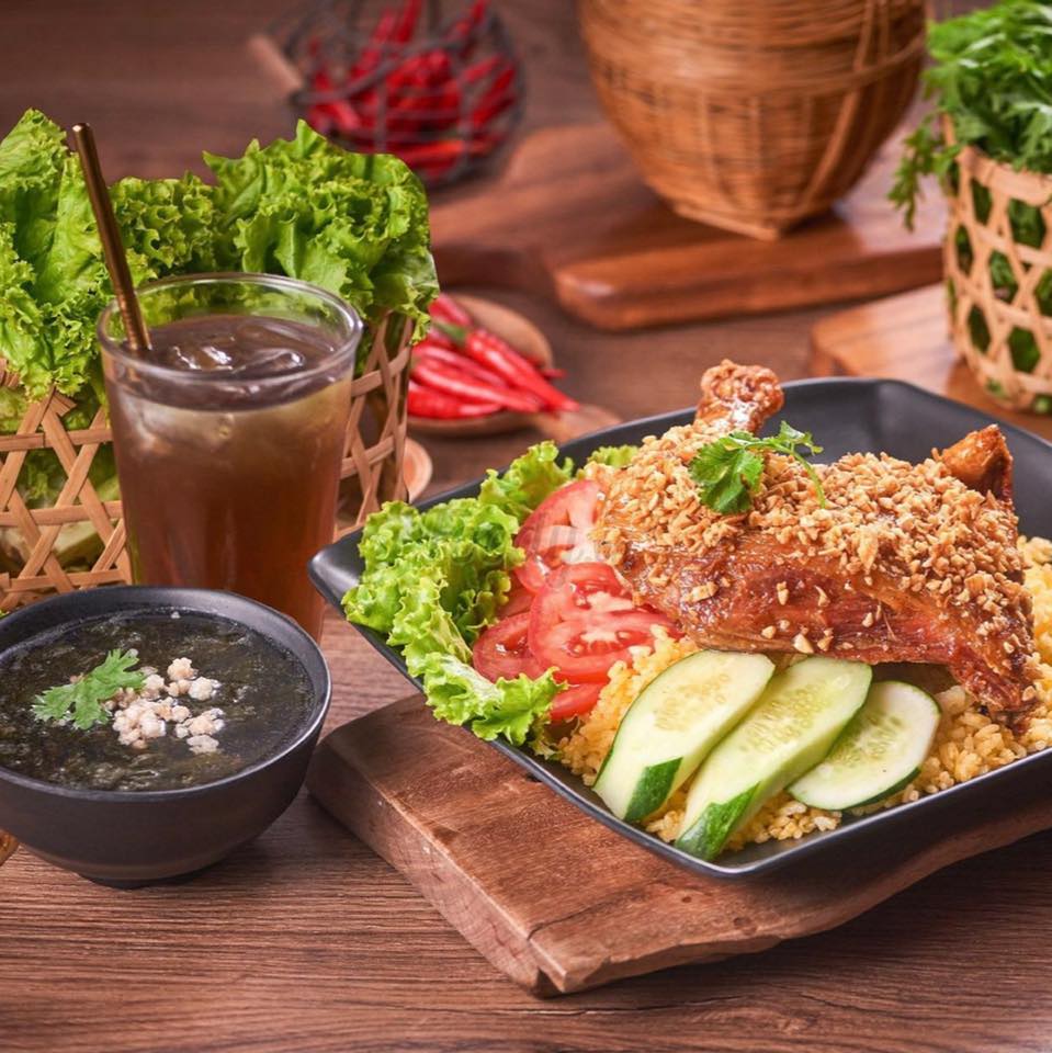 Cơm Gà Bà Yến - Khâm Thiên