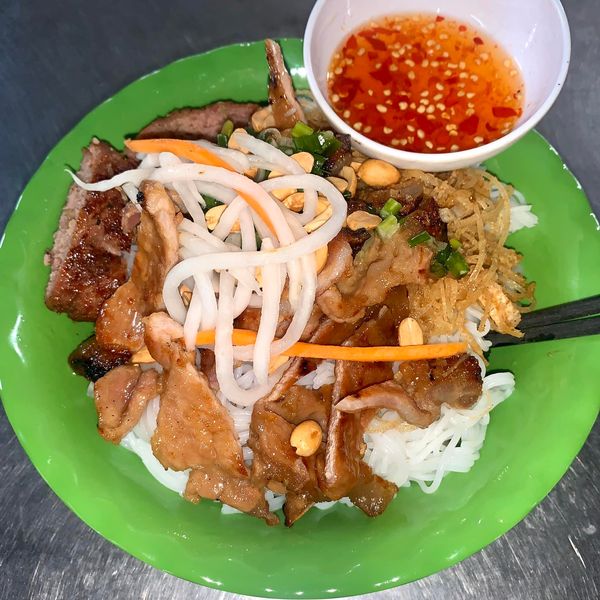 Quán Ty - Bún Thịt Nướng & Bún Mắm - Núi Thành