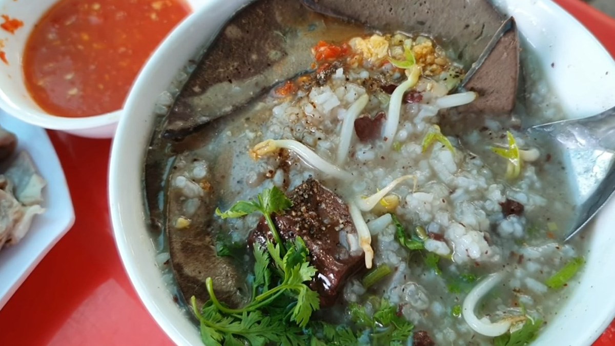 Cháo Lòng - Huyết chưng Anh Thư - Đặng Chất