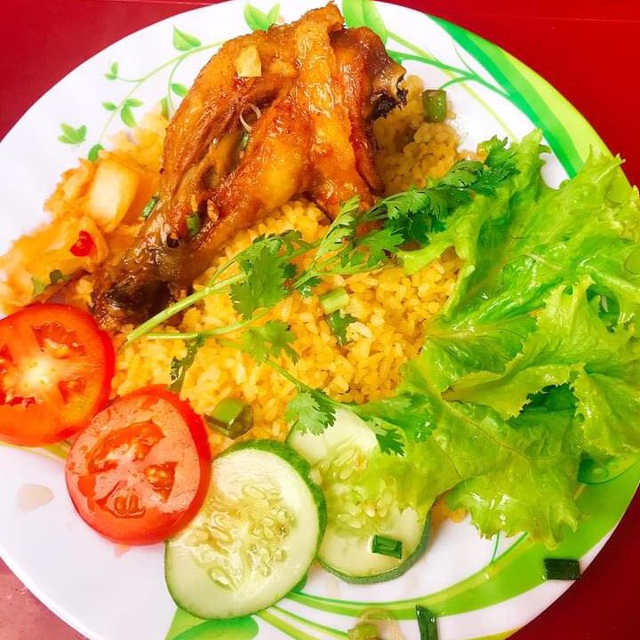 Tư Kiều - Cơm Gà Xối Mỡ - Đồng Đen