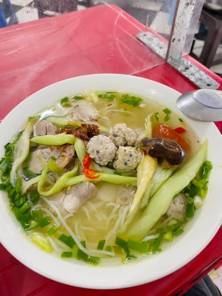 Miến Trộn Cô Chín - Bà Triệu