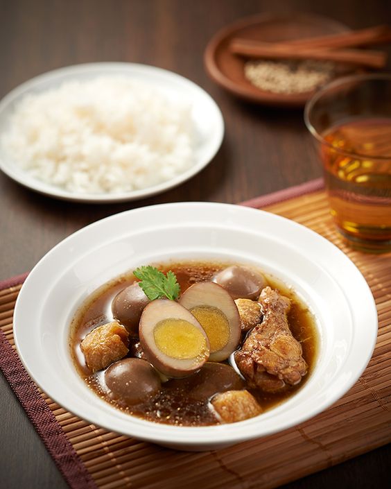 Ông Bà Anh - Cơm Niêu - Đường Số 51