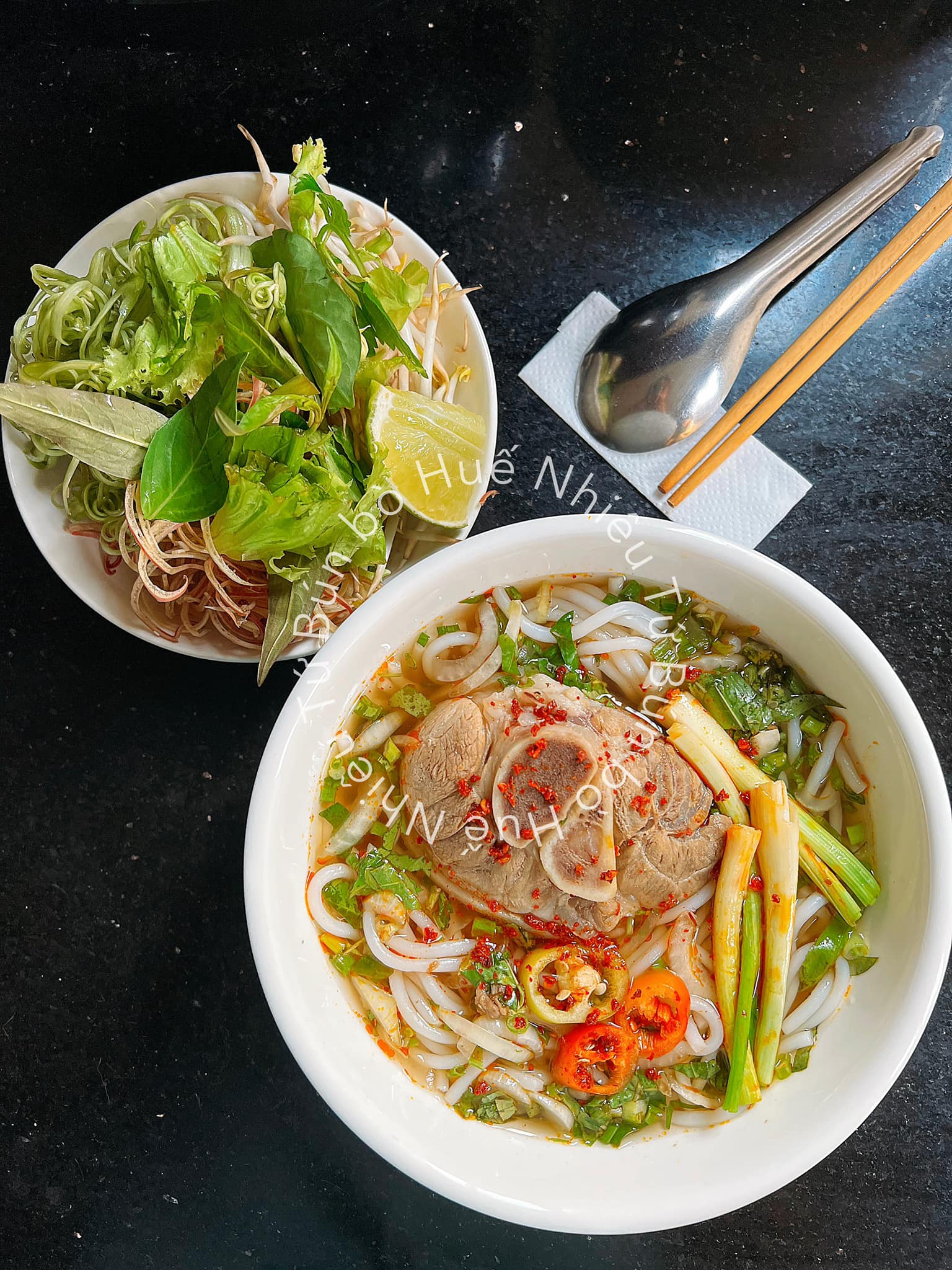 Bún Bò Huế Nhiêu Tứ - 25 Nhiêu Tứ