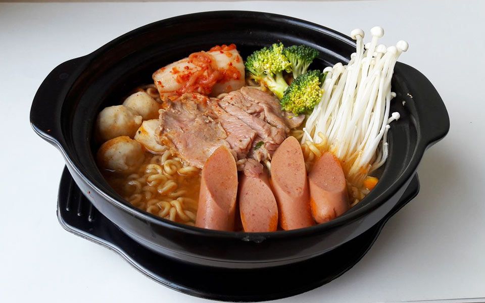 Mì cay June Noodle House - Nguyễn Ảnh Thủ Quận 12