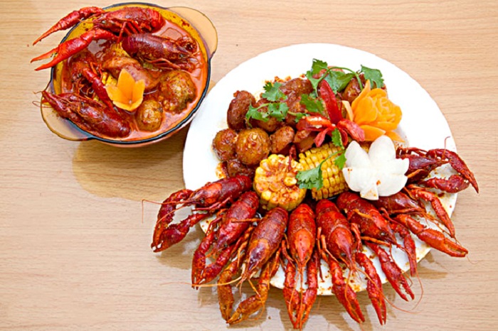 Tôm Hùm Baby & Crawfish Sốt Cajun - Tân Sơn Nhì