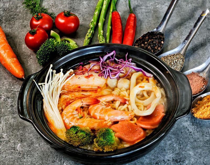 Buffet Bò Mỹ 139k & Mì Cay Tokki - Trần Trọng Cung