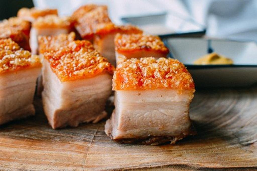 Hòa Phát - Heo Quay Tây Bắc - Nguyễn Xí
