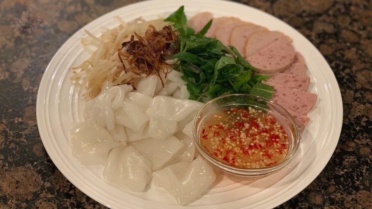 Bánh Cuốn Nóng & Bánh Bao Cô Lê - Lĩnh Nam