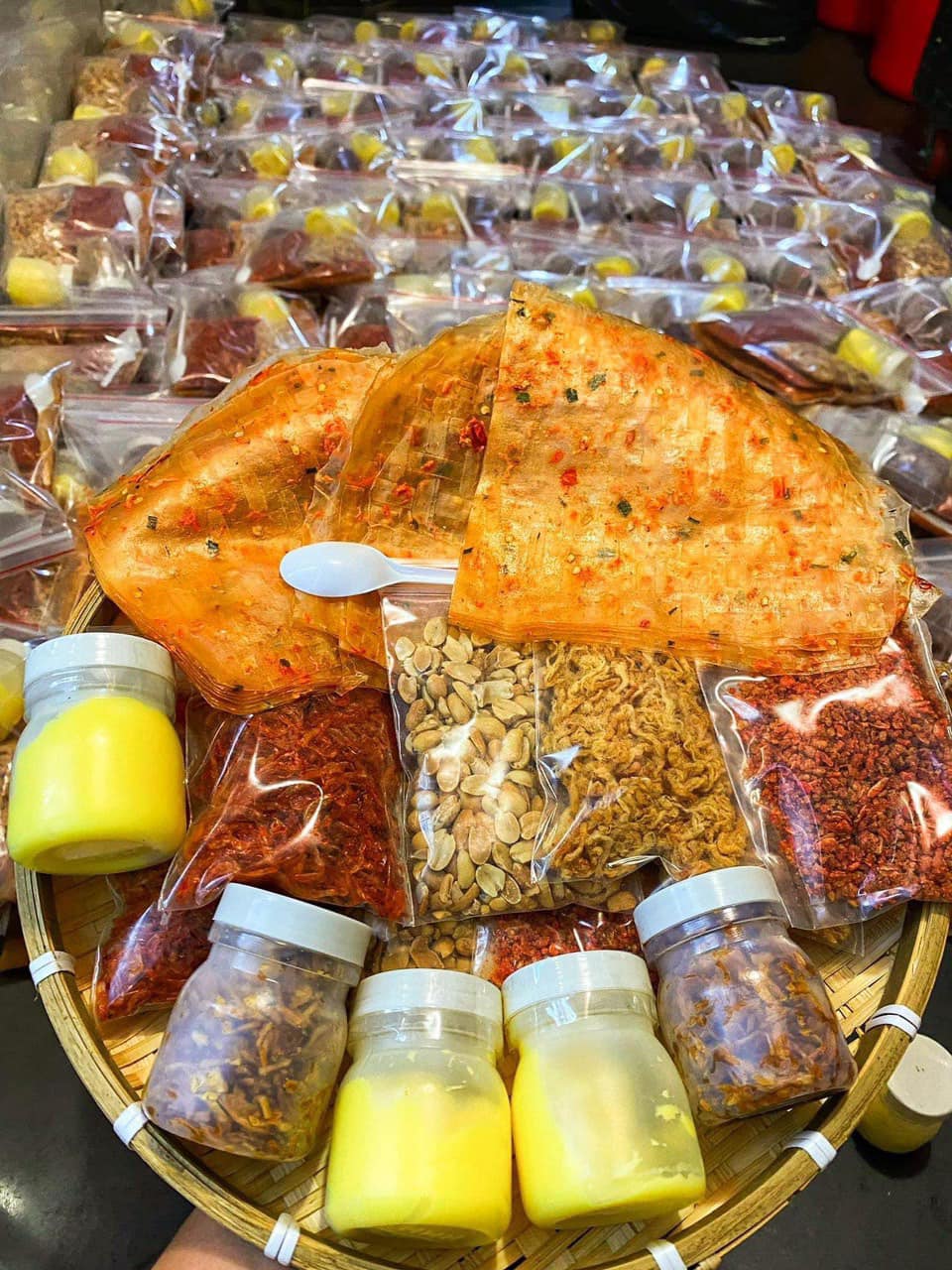 Bánh Tráng Trộn Tiệm Cô Yến - Đồ Ăn Vặt - Lý Nam Đế