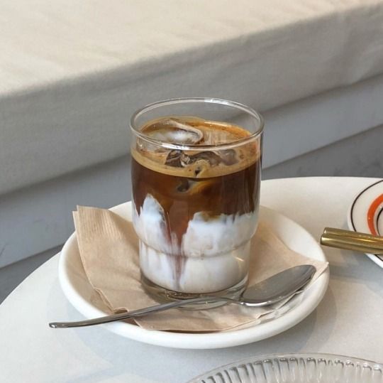 Nhi Coffee - Vũ Huy Tấn