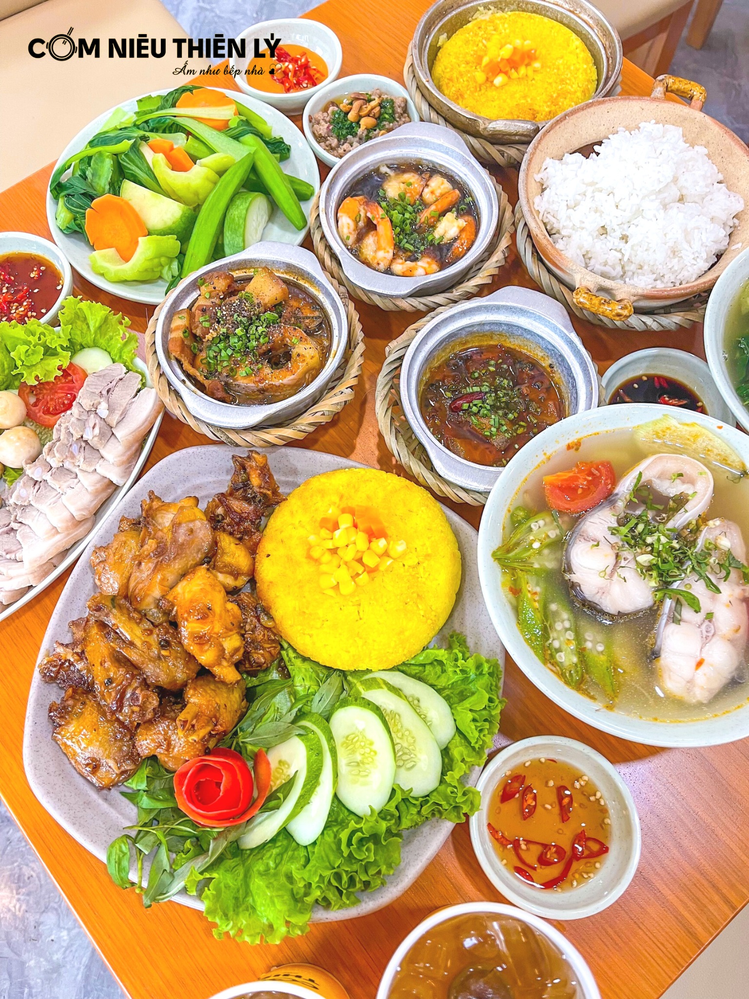 Cơm Niêu Thiên Lý - Hoàng Hoa Thám