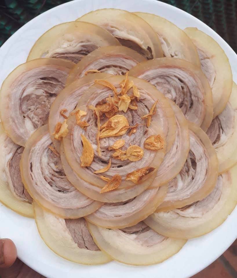 Lẩu Bò Phượng Hoàng - Đinh Gia Trinh