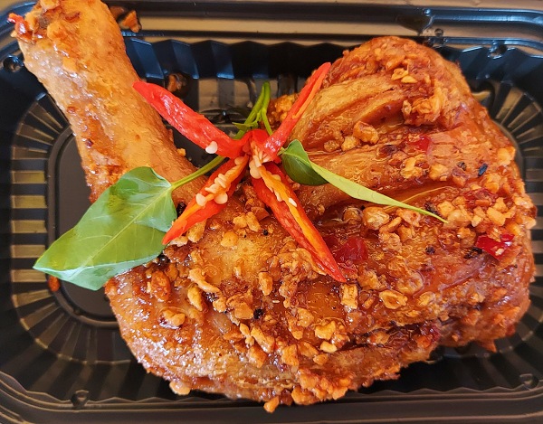 Cơm Gà Xối Mỡ Lạc Lạc - Kỳ Đồng